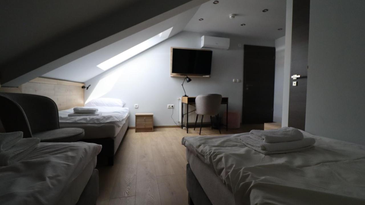 Jam Panzio Hotell Kapuvár Eksteriør bilde