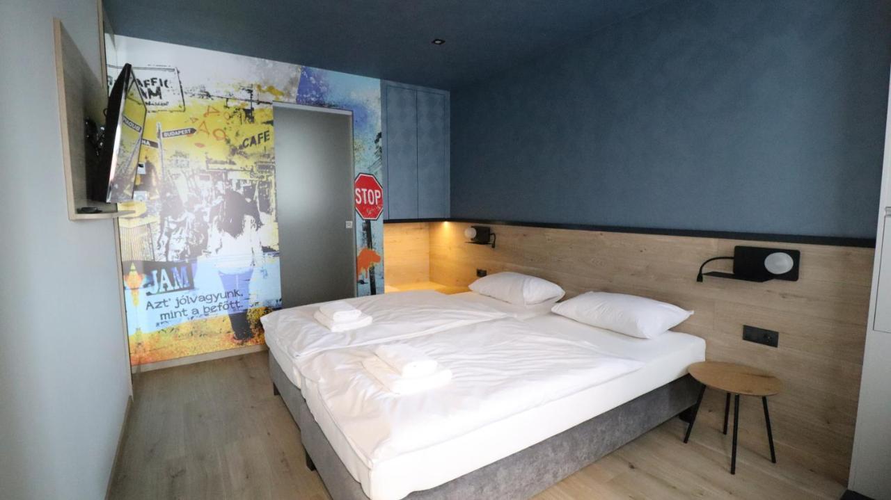 Jam Panzio Hotell Kapuvár Eksteriør bilde